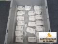 20 St. Apple Air Pods Pro 2, In-Ohr Kopfhoerer, 12 Stk. mit USB-C u. 8 Stk. mit Lightning, mit Liste der Seriennummern, nicht geprueft, gebraucht, siehe Bilder.