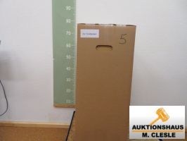 Bild Karton 5, Inhalt: Fundjacken, ca. 12,2 kg, gebraucht, siehe Bild